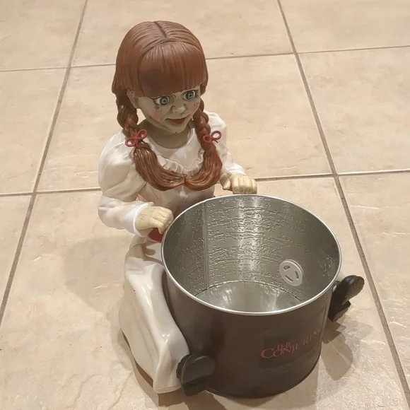 The Conjuring: Last Rites Annabelle Popcorn Bucket - Picture 3 of 8